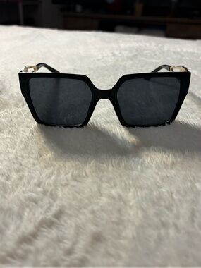Brand new !! Black Square Frame Sunglasses with Gold Temple Accents